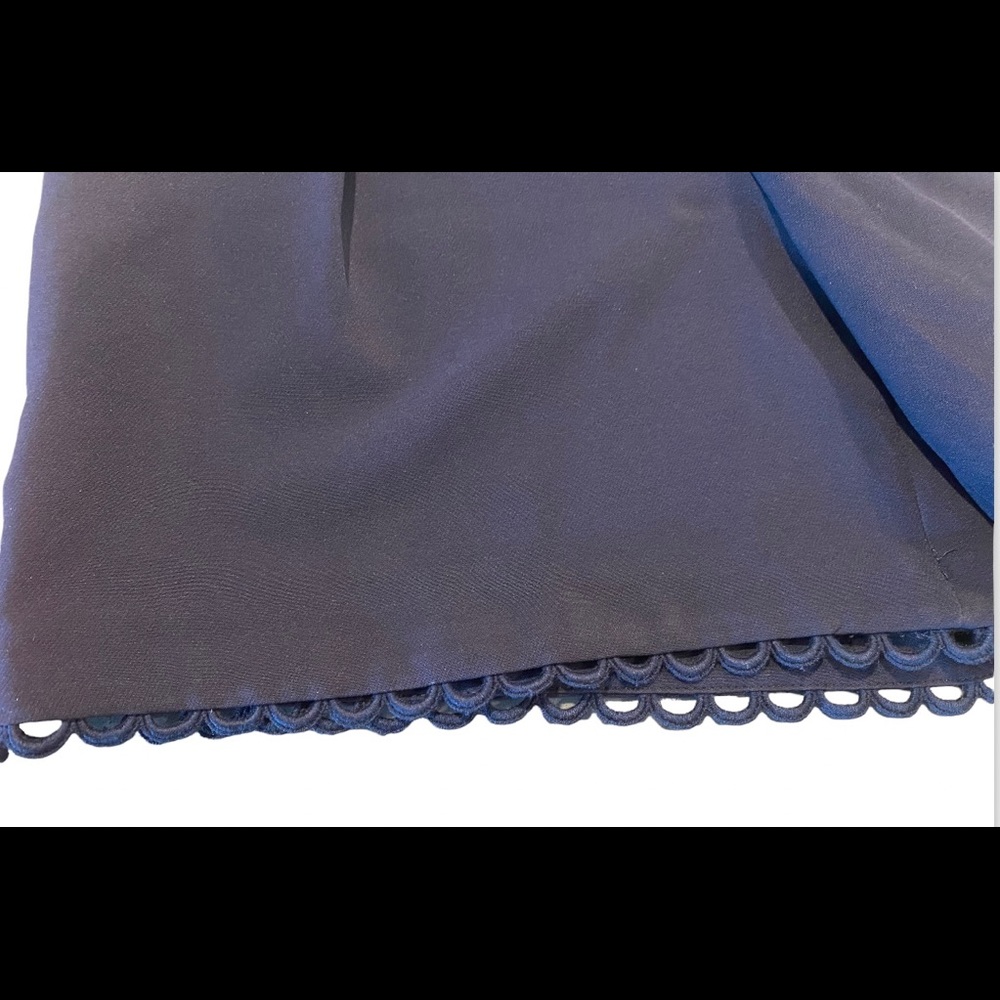 NWT Side zipper, side sash tide, pleaded, two back pockets, navy blue. - Picture 4 of 5